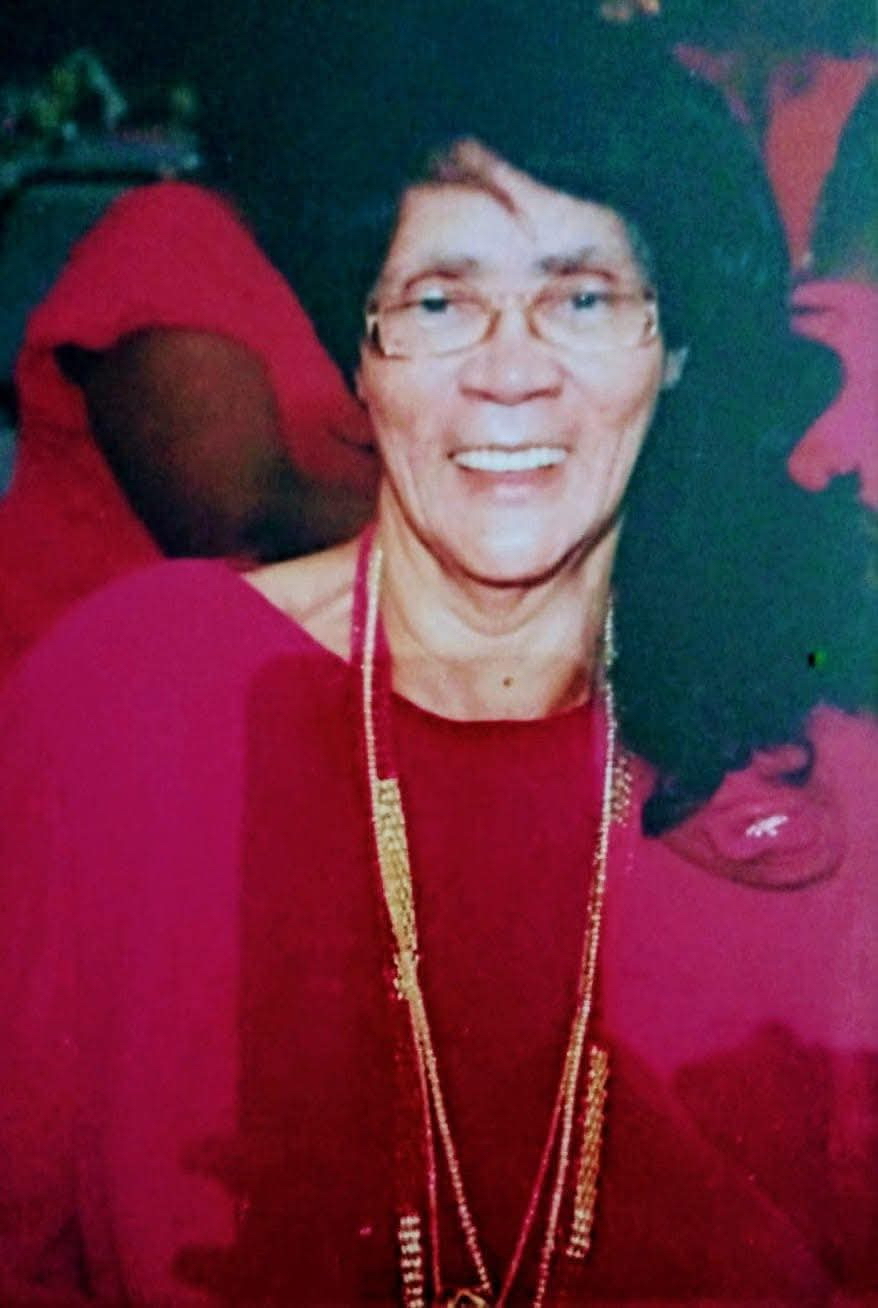 Portrait of Effie May Jennings